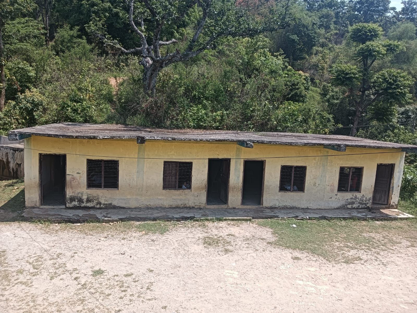 Rénovation de l'école Shree Netrajyoti